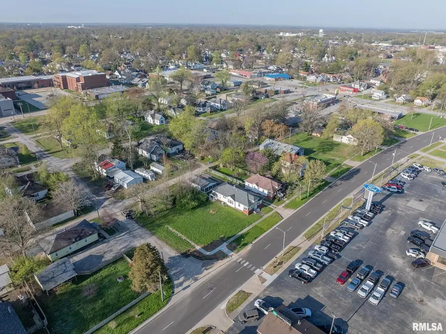 873 E Noleman Street, Centralia, IL 62801 - Image #2