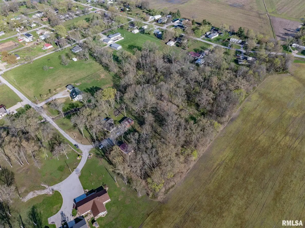 507 E 12th Street, Sandoval, IL 62882 - Image #1