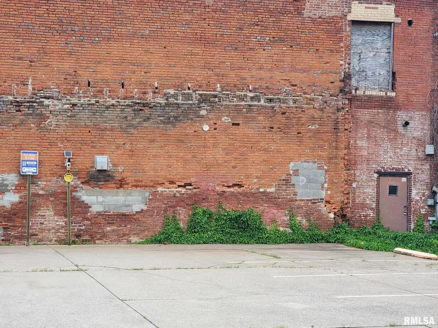 000 Chestnut Street, Murphysboro, IL 62966 - Image #3