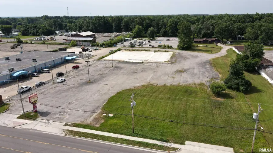 1001 W Main Street, West Frankfort, IL 62896 - Image #2