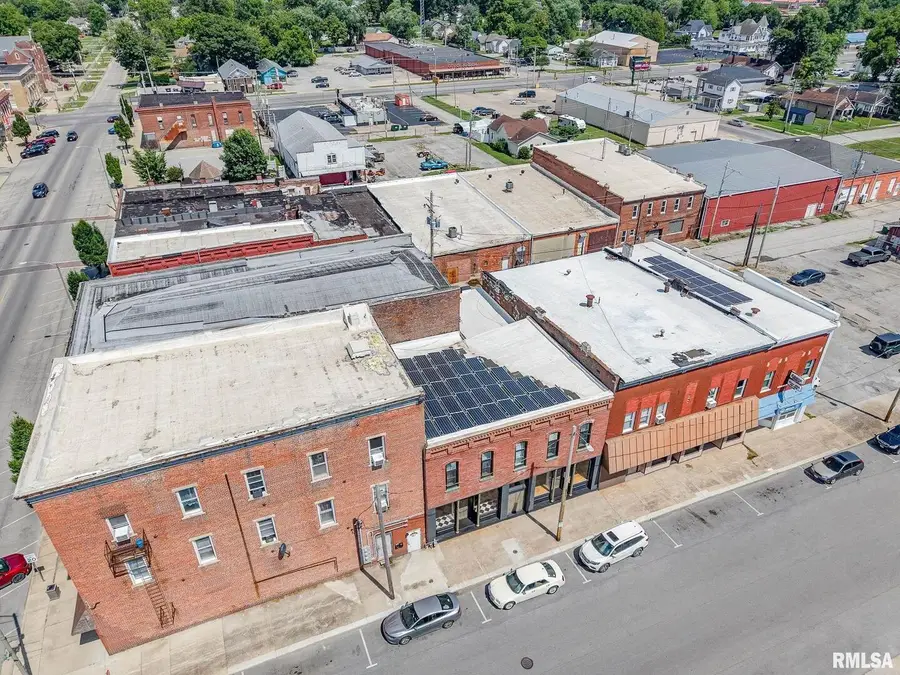 6 S Division Street, Du Quoin No 2, IL 62832 - Image #3