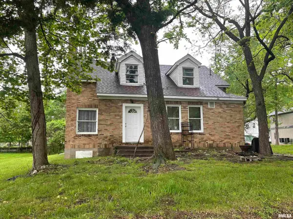 906 S Elizabeth Street, Carbondale, IL 62901