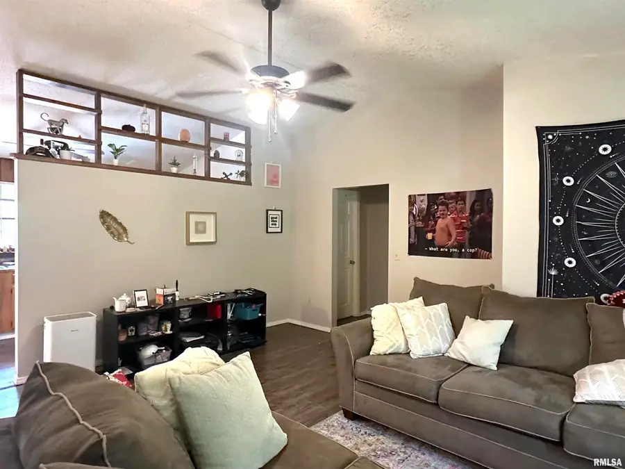 1034 Cedar Creek Road, Makanda, IL 62958 - Image #2