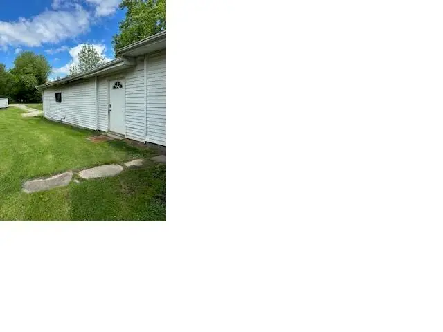 904 E Poplar Street, Du Quoin No 6, IL 62832 - Image #3