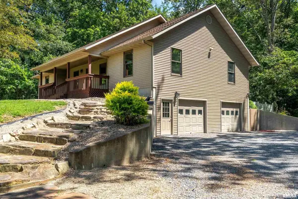 17937 Caplinger Pond Road, Marion, IL 62959