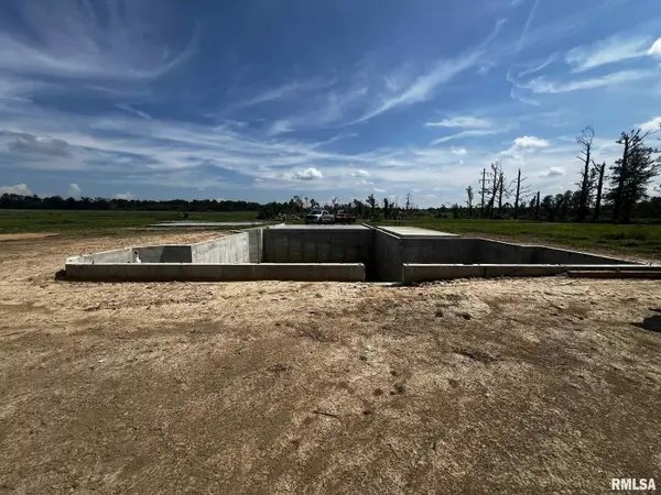 5962 Wards Mill Road, Marion, IL 62959