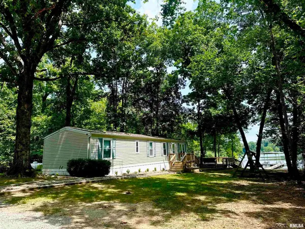 2030 Gierten Road, Centralia, IL 62801