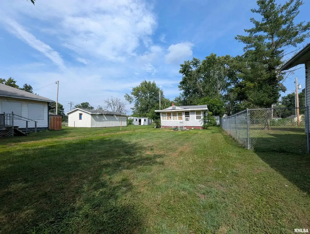 653 N Hickory Street, Centralia, IL 62801 - #1