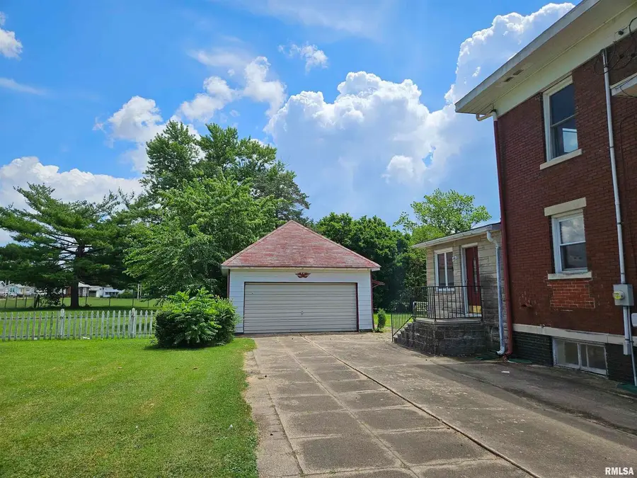 1414 12th Street, Lawrenceville, IL 62439 - Image #2