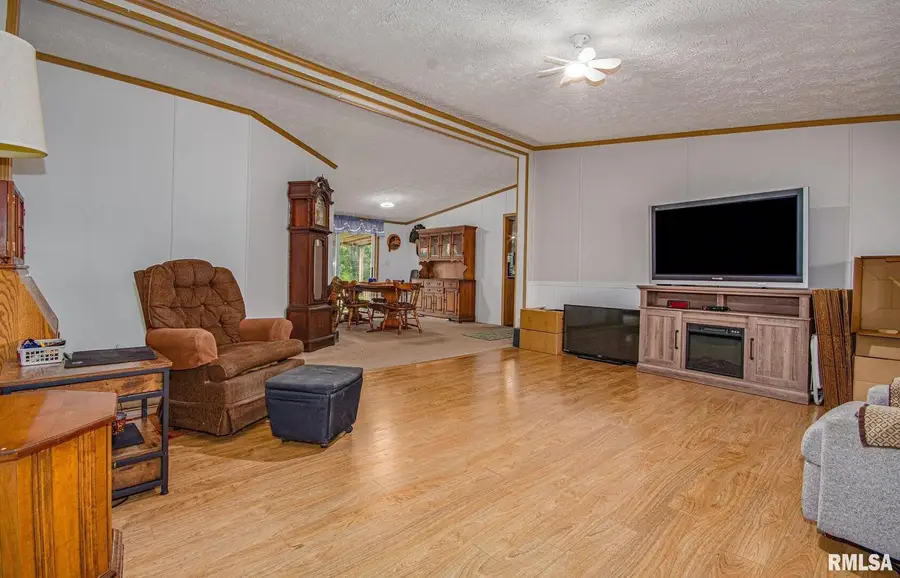 16807 Kendall Road, Mount Vernon Township, IL 62864 - Image #3