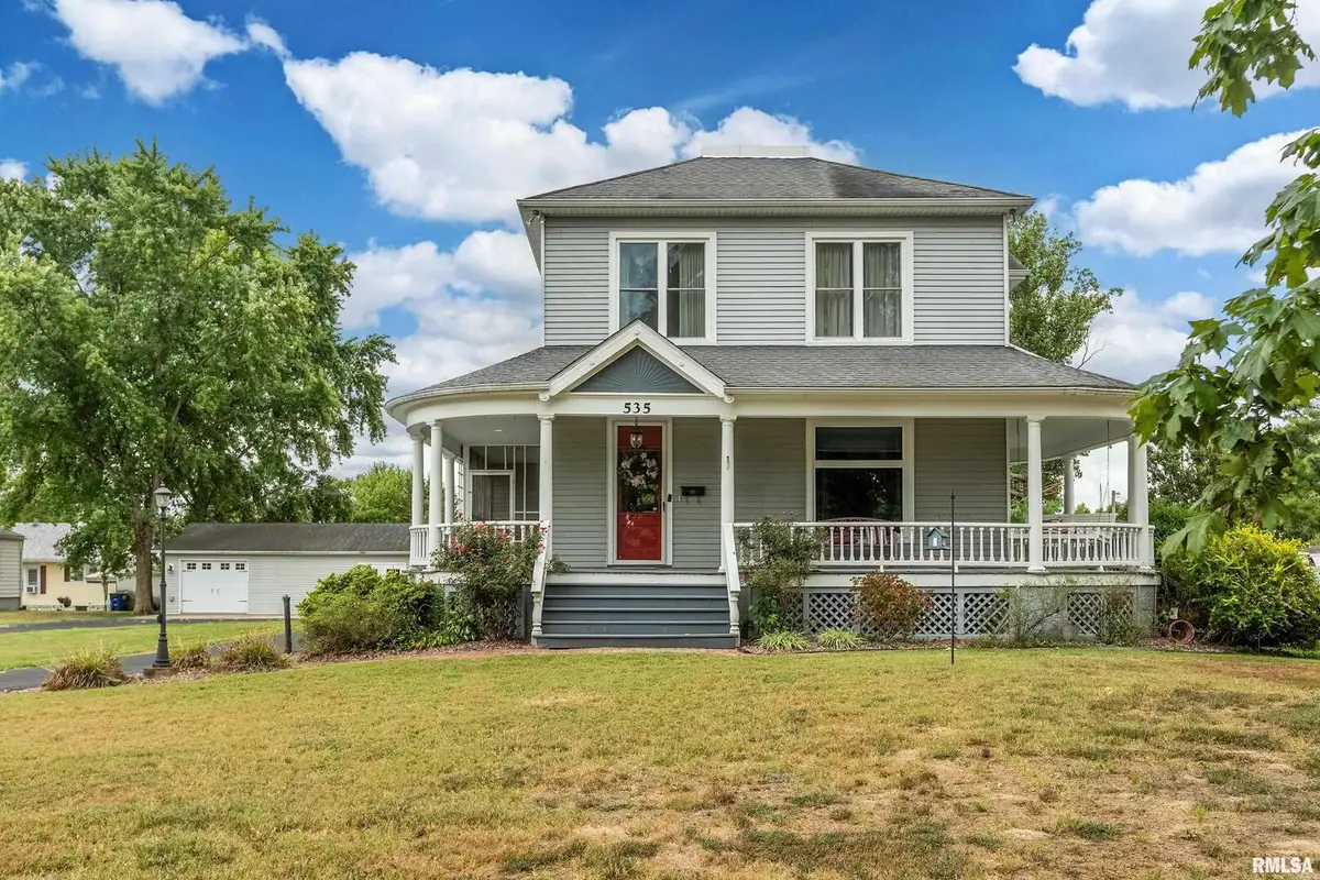 535 E Main Street, Du Quoin No 8, IL 62832 - Image #1