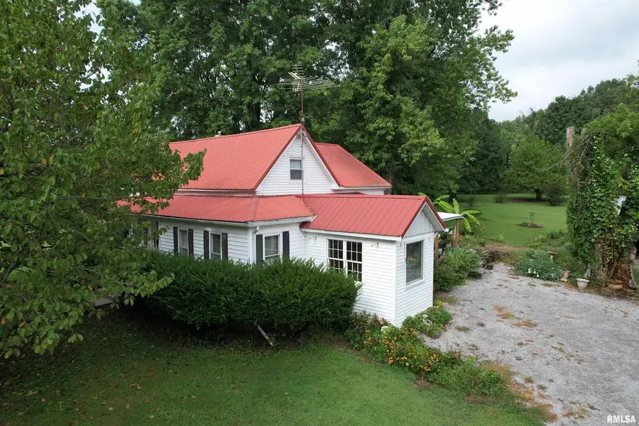 200 Crestview Drive, Dongola, IL 62926 - #2