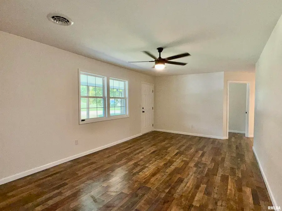 101 Oak Drive, Metropolis, IL 62960 - #2