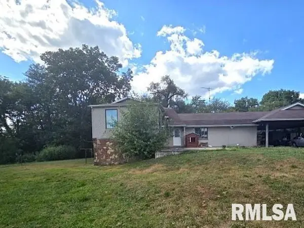 16514 E Fairfield Road, Mt Vernon, IL 62864