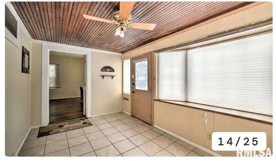 400 S Forest Street, Carbondale, IL 62901 - #2