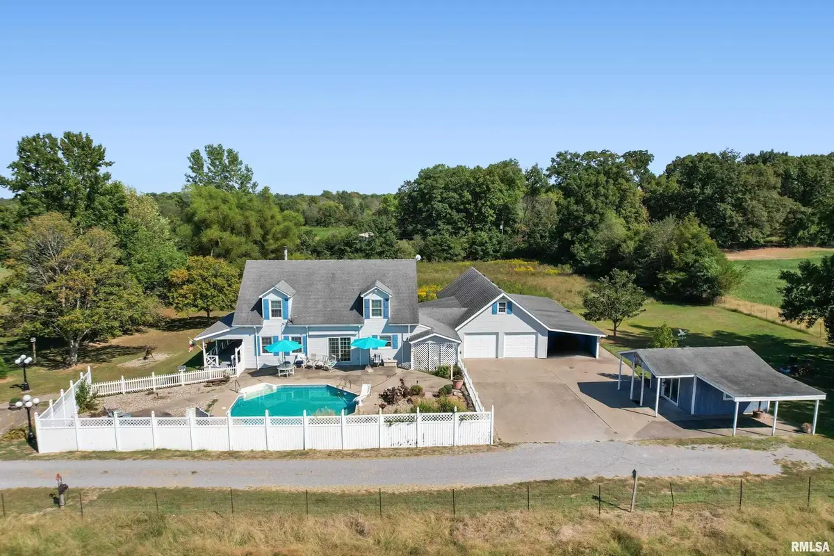 11939 Cochran Road, Marion, IL 62959 - Image #1