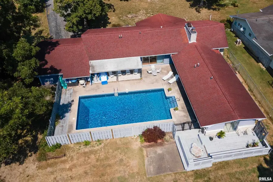 1609 Tina Dr Drive, Murphysboro, IL 62966 - Image #2