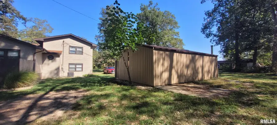 18065 E Illinois Highway 142 Highway, Opdyke, IL 62872 - Image #2