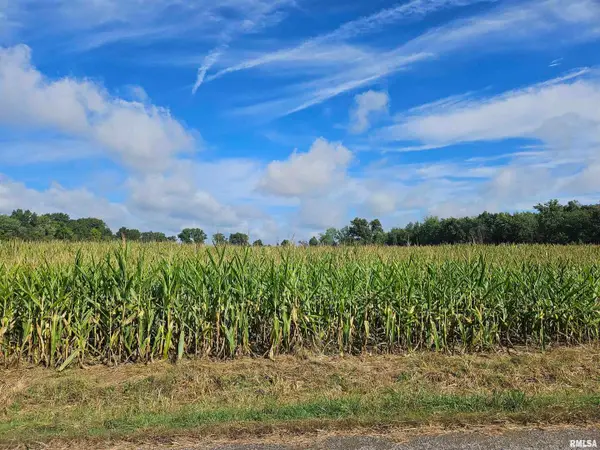 0000 N County Line Road, Ina, IL 62846