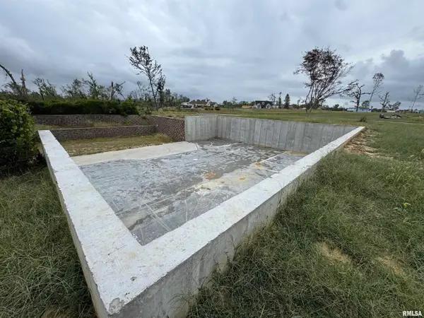 12927 Leslie Court, Marion, IL 62959