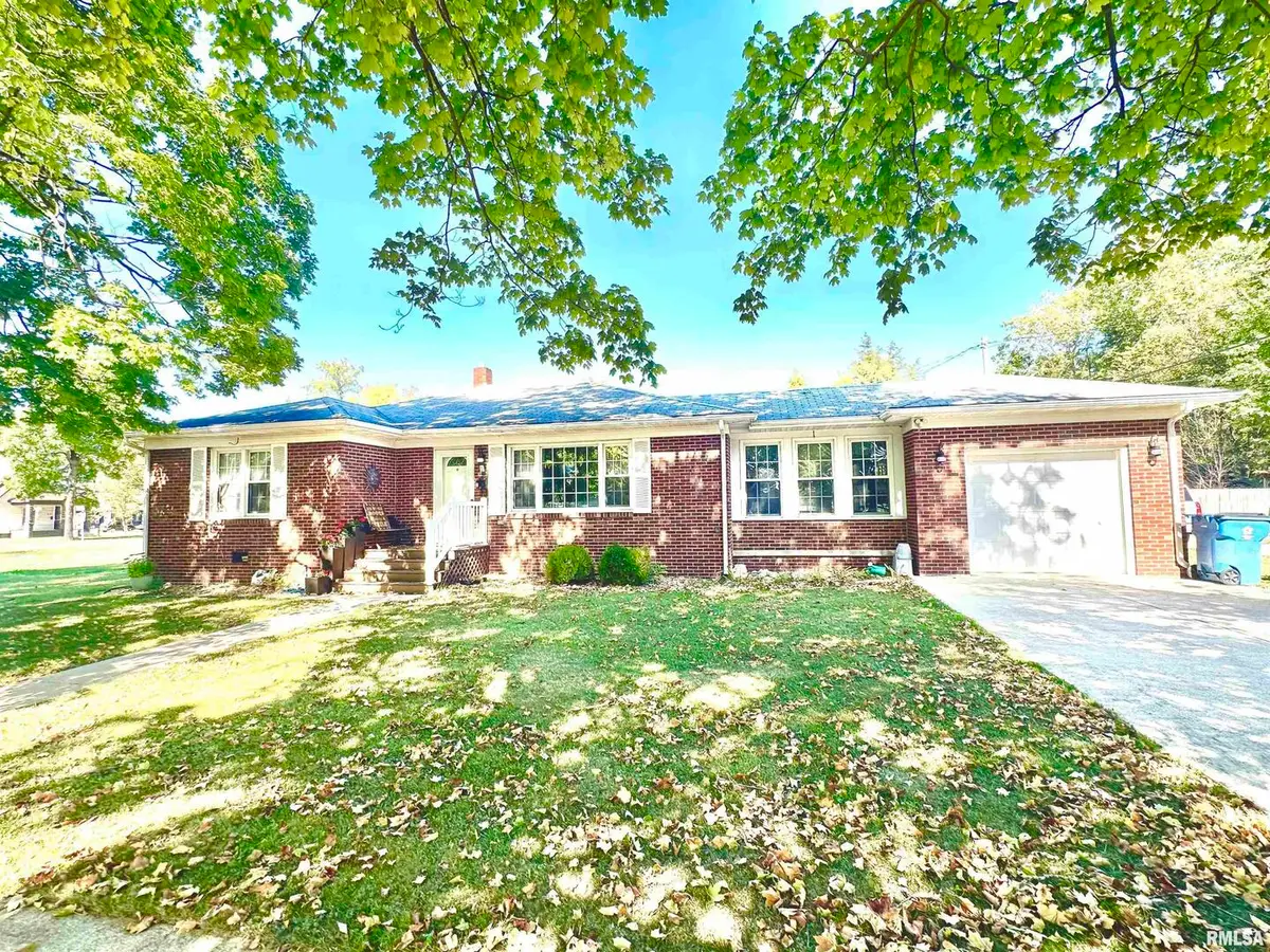 420 W 3rd Street, Centralia, IL 62801 - Image #1