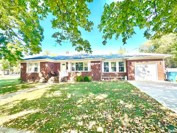 420 W 3rd Street, Centralia, IL 62801