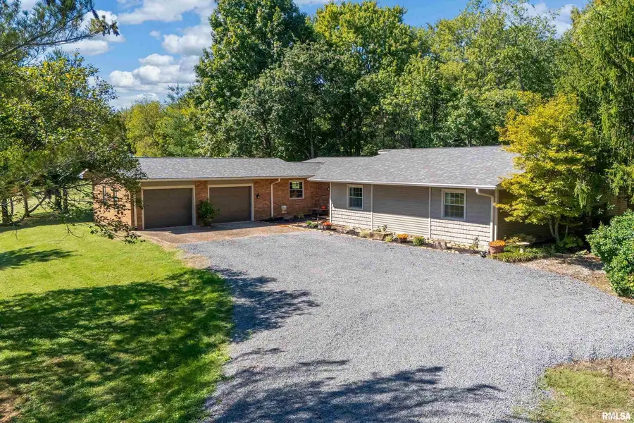 2585 Dylan Drive, Marion, IL 62959 - Image #2