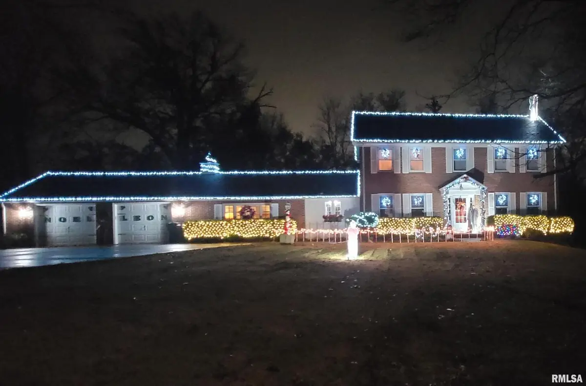 321 W Boone Street, Salem, IL 62881 - Image #1