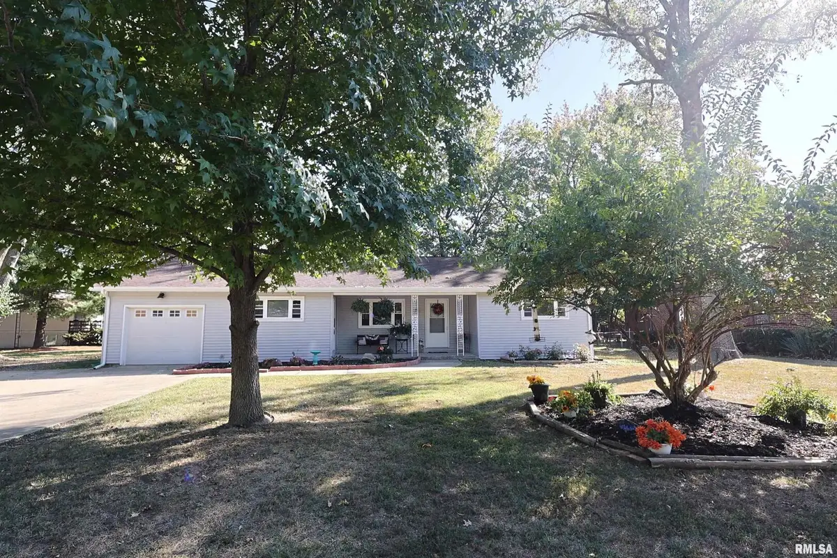11 Ridge Road, Centralia, IL 62801 - Image #1