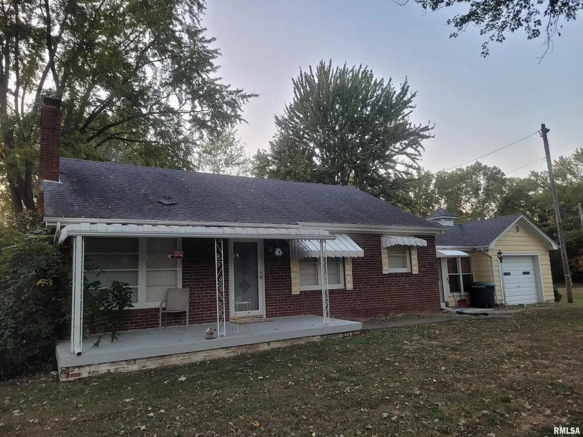 17315 N Old Salem Lane, Mount Vernon, IL 62864 - Image #1