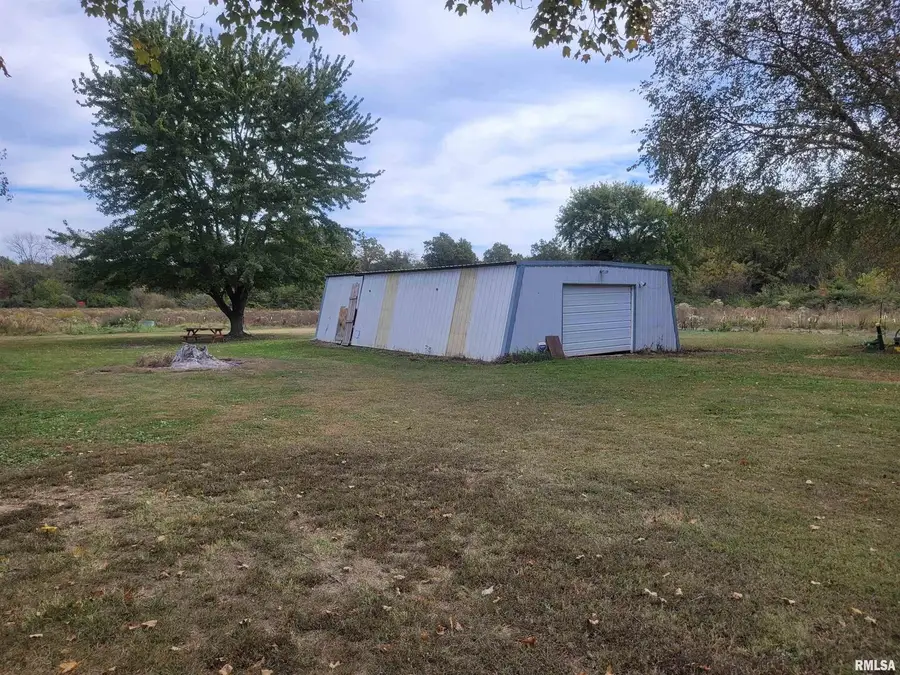 10270 N Reynolds Lane, Mount Vernon, IL 62864 - #2