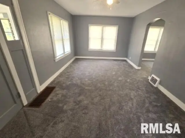 704 S 24th Street, Mount Vernon, IL 62864 - Image #3