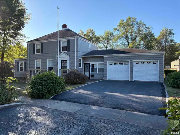 831 E 5th Street, Centralia, IL 62801