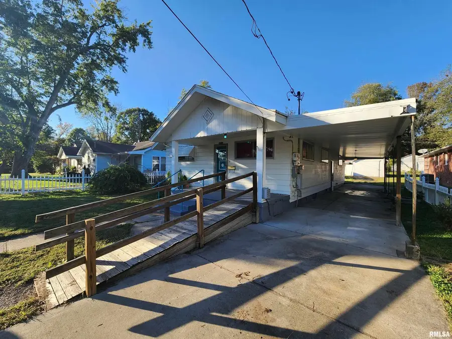 2308 Alexander Street, Murphysboro, IL 62966 - #3