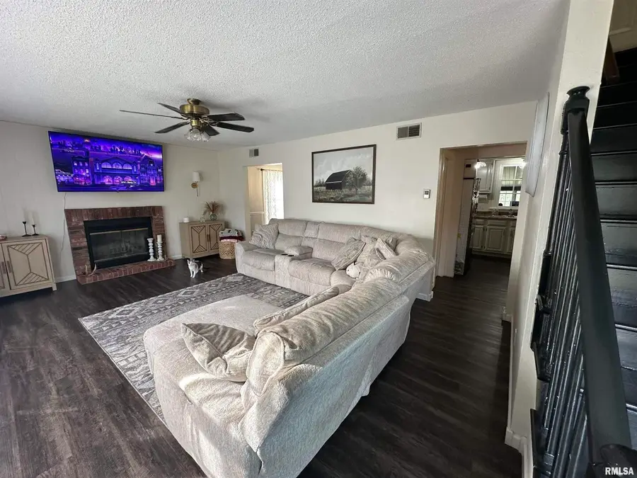 1307 Charles Street, Carterville, IL 62918 - #3