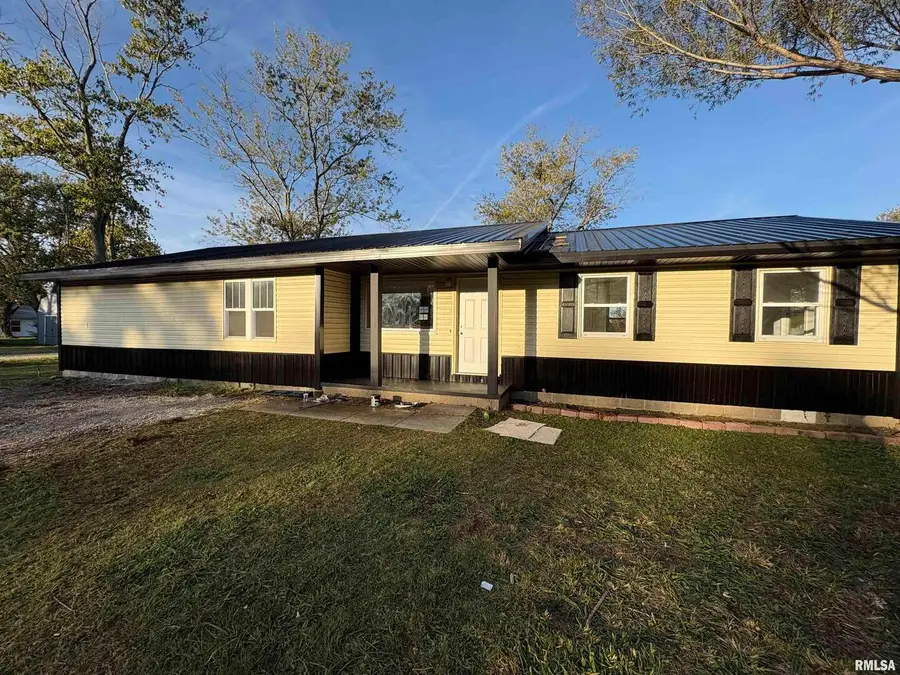 3305 Selmaville Road, Salem, IL 62881 - Image #2