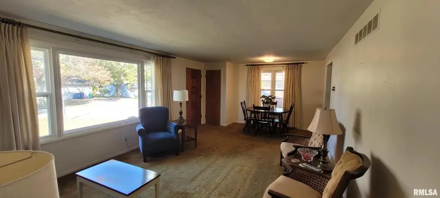 3221 Peach Street, Mount Vernon, IL 62864 - Image #3