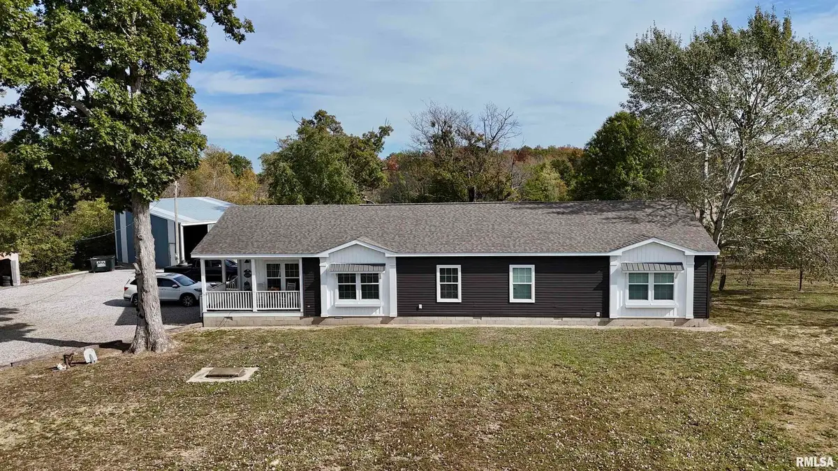 20458 N Boyd Lane, Dix, IL 62830 - Image #1