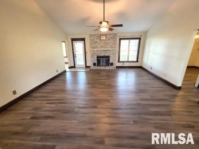 3405 Piccadilly Avenue, Mount Vernon, IL 62864 - Image #2