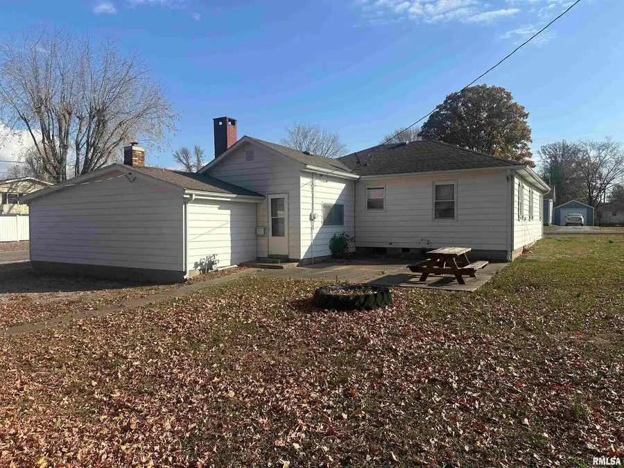 301 S East Street, Pinckneyville, IL 62274 - Image #3