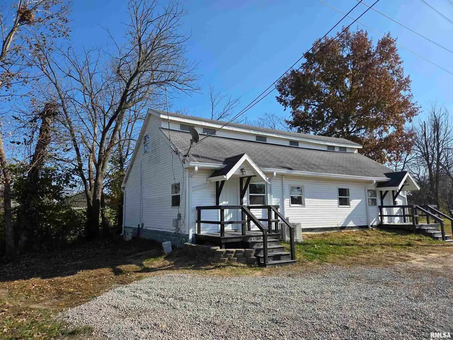 1207 N Market Street, Marion, IL 62959 - Image #3