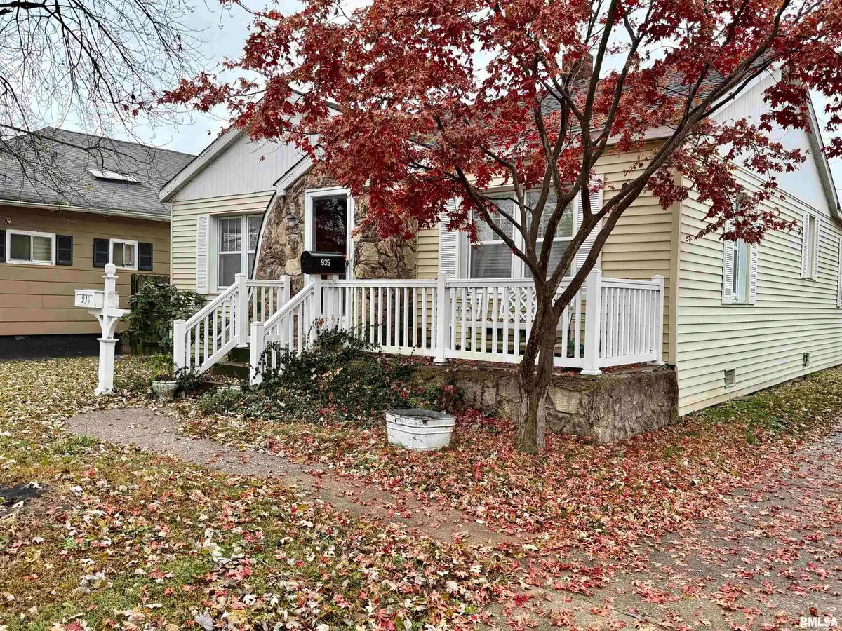 935 E Mccord Street, Centralia, IL 62801 - #1