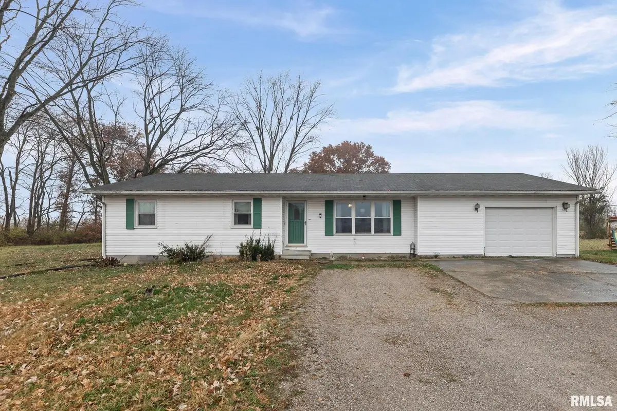 103 Middleton Road, Iuka, IL 62849 - Image #1