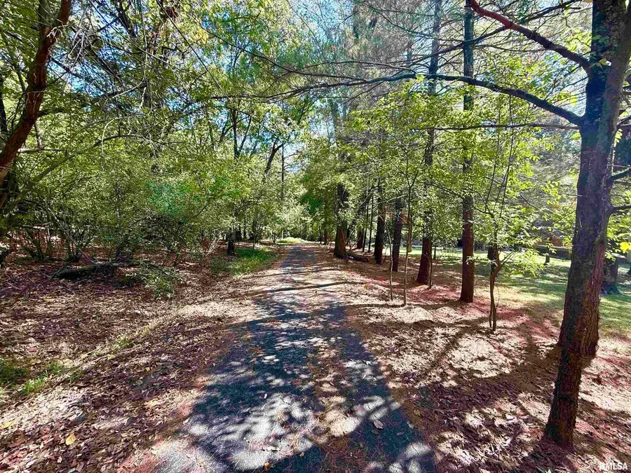 592 Brush Hill Road, Carbondale, IL 62901 - #2