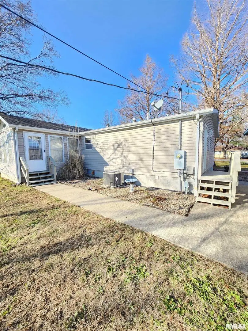 37 Janet Street, Murphysboro, IL 62966 - Image #3