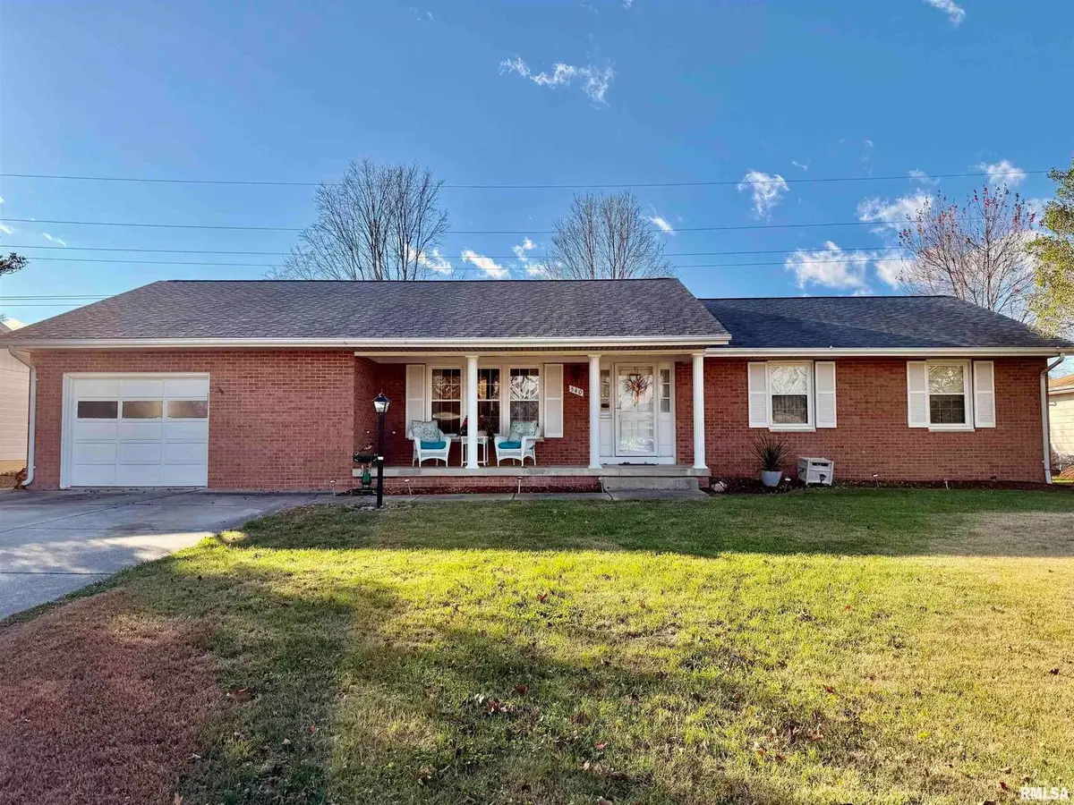 540 Meadowbrook Lane, Centralia, IL 62801 - #1