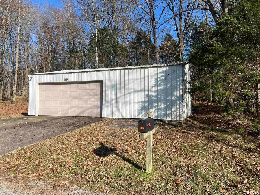 611 Sunset Drive, Marion, IL 62959 - Image #3