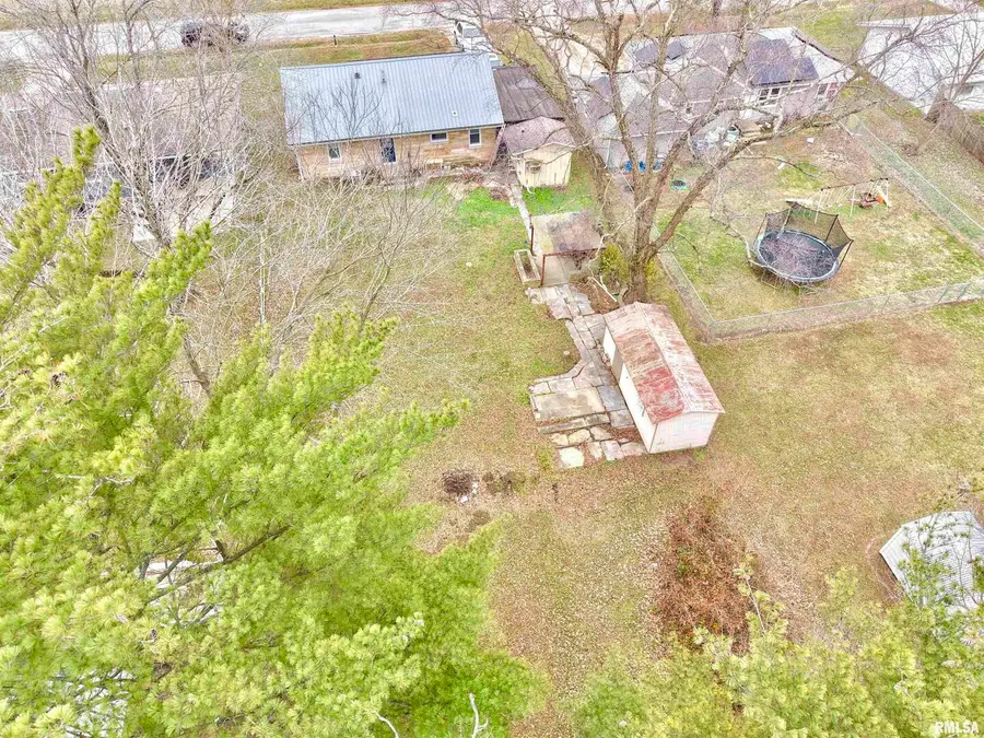 904 W Elm Street, Olney, IL 62450 - Image #3