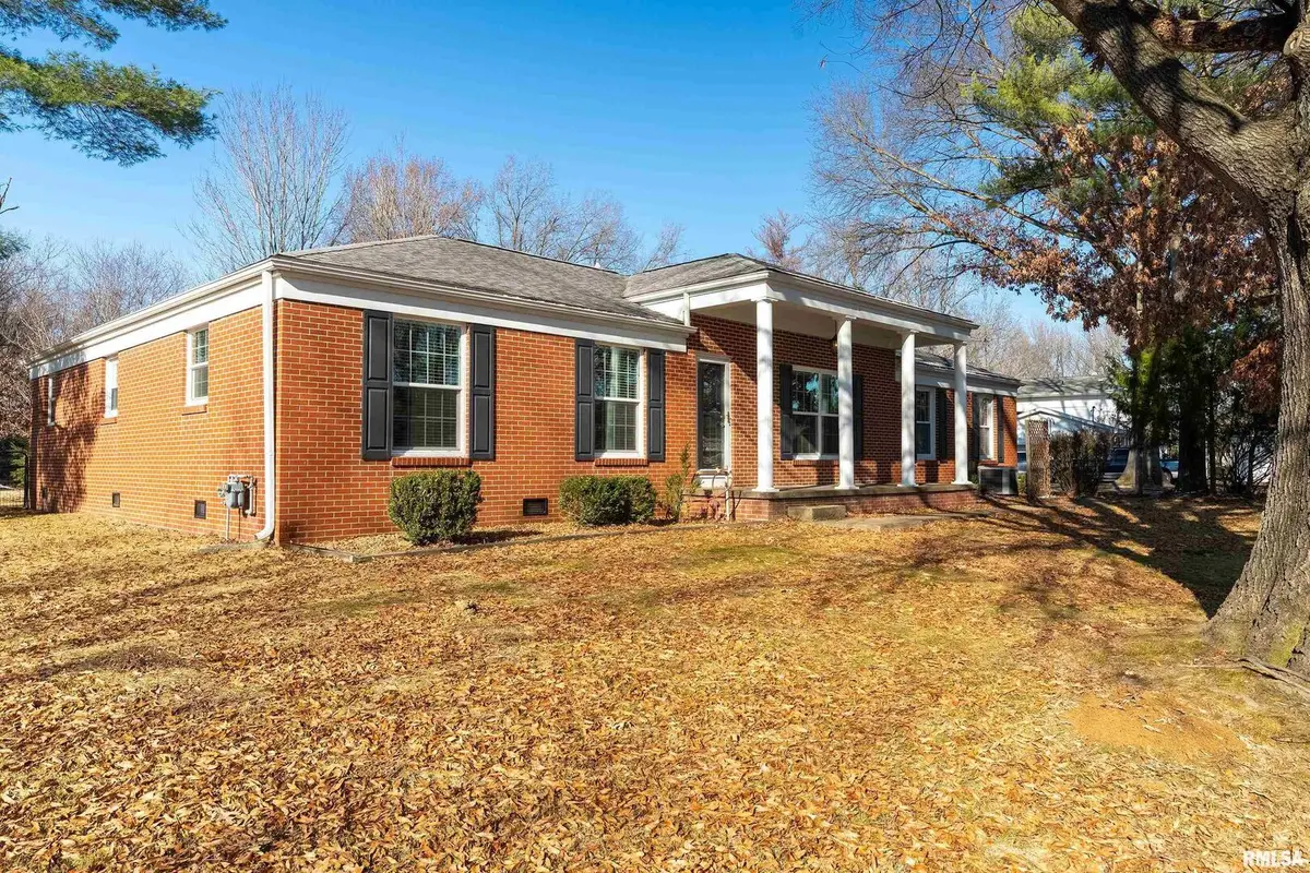 203 Fairway Vista Road, Murphysboro, IL 62966 - #1