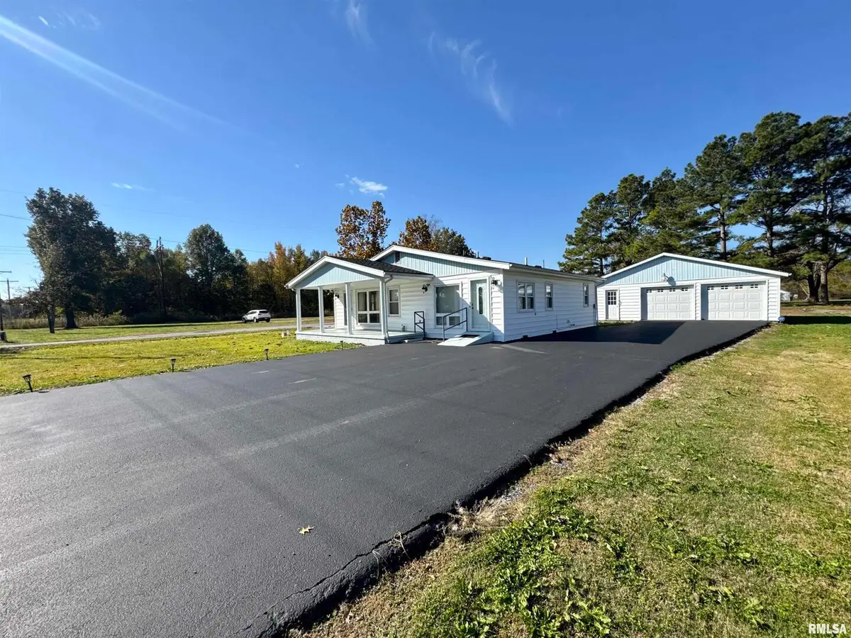 305 Railroad Street, Tamms, IL 62988 - Image #1